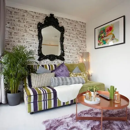 The Cakide - Leeds Stunning & Cosy Find!